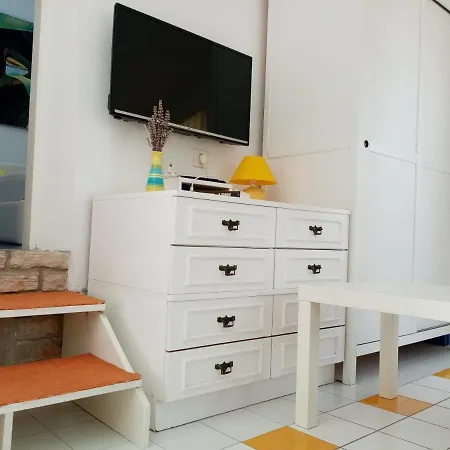 Punta Skala Nena Apartman * 佩特坎内