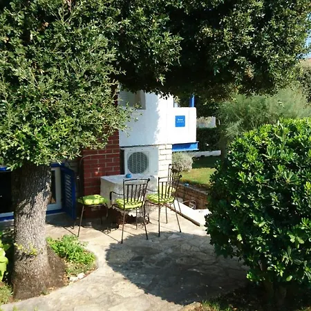 Punta Skala Nena Apartman * Petrčane